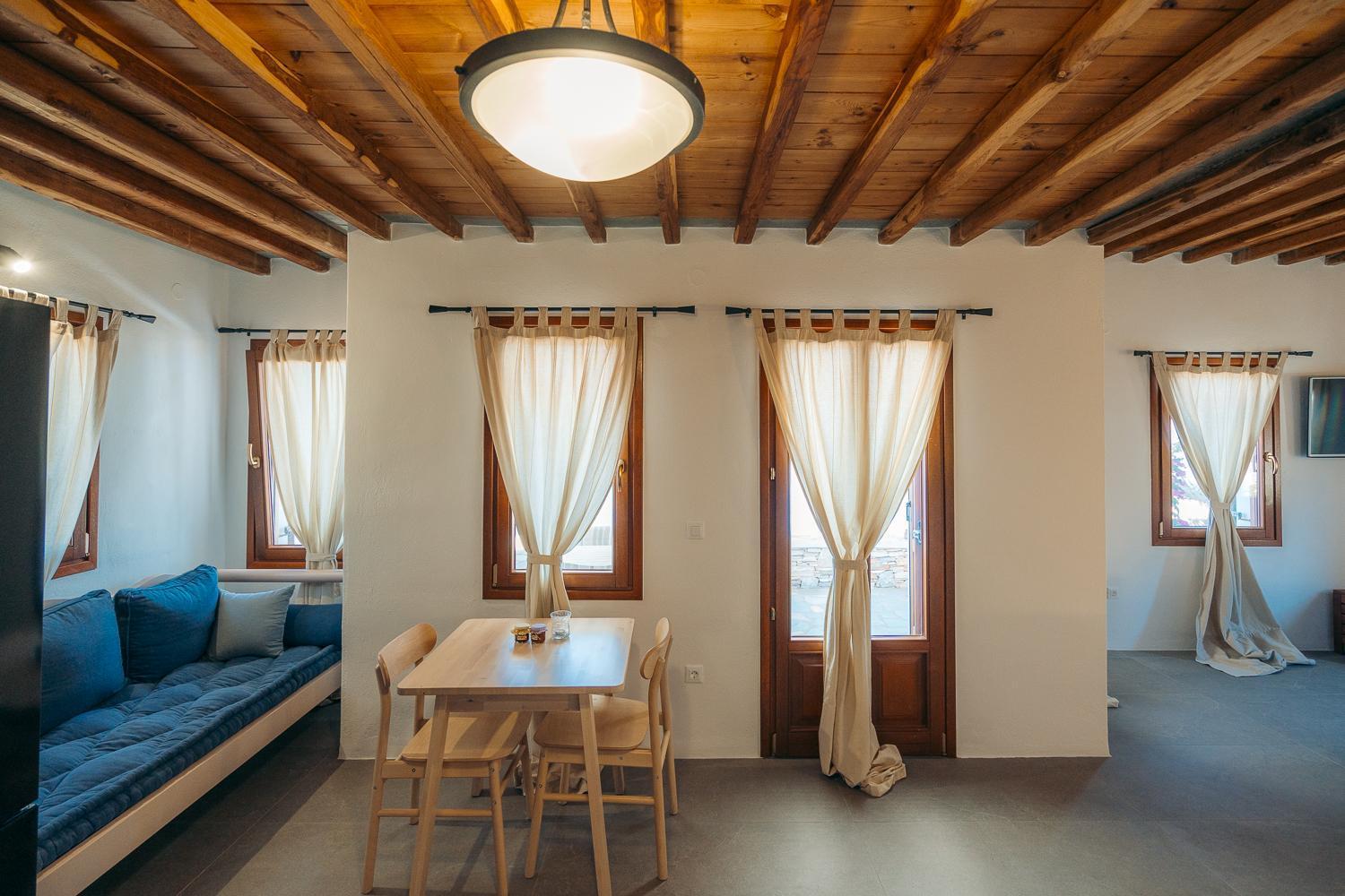 Loukia Apartments Artemonas エクステリア 写真